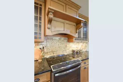 4428 Pleasant Drive, Arden Hills, MN 55112 - Photo 11