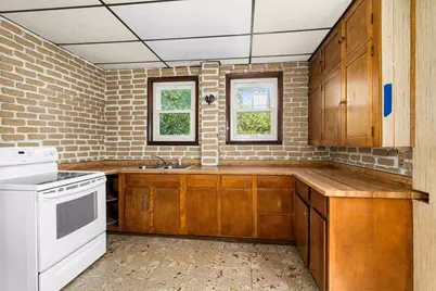 410 N 39th Avenue W, Duluth, MN 55807 - Photo 9