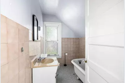 410 N 39th Avenue W, Duluth, MN 55807 - Photo 17