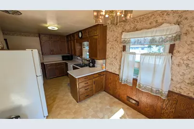 1507 4th Avenue NW, Austin, MN 55912 - Photo 13