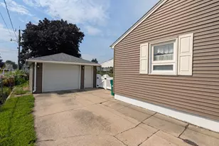 1507 4th Ave NW, Austin, MN 55912 - Photo 5