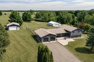 35130 Hinckley Rd, Hinckley, MN 55037 - Photo 3