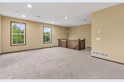 10002 Gentian Drive, Eden Prairie, MN 55347 - Photo 25