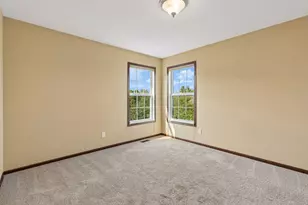 10002 Gentian Dr, Eden Prairie, MN 55347 - Photo 47