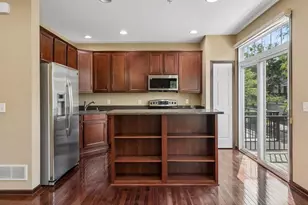 10002 Gentian Dr, Eden Prairie, MN 55347 - Photo 39