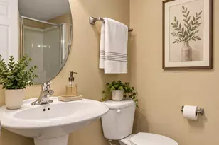 10002 Gentian Dr, Eden Prairie, MN 55347 - Photo 15