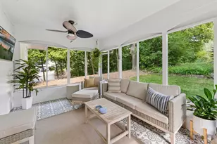 2312 Sheridan Hills Rd, Wayzata, MN 55391 - Photo 25