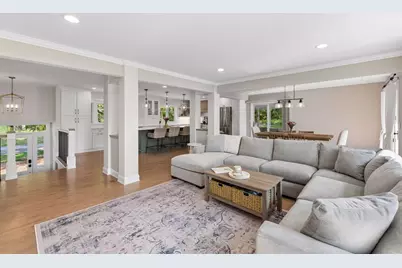 2312 Sheridan Hills Road, Wayzata, MN 55391 - Photo 19