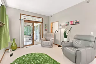 2501 Lockwood Dr, Mendota Heights, MN 55120 - Photo 7
