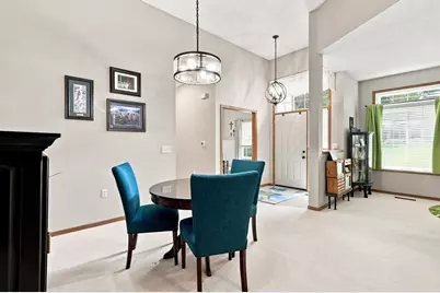 2501 Lockwood Drive #60, Mendota Heights, MN 55120 - Photo 3