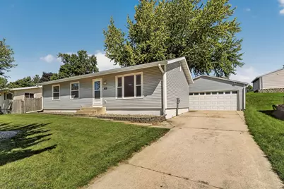 709 37th Street SW, Rochester, MN 55902 - Photo 1