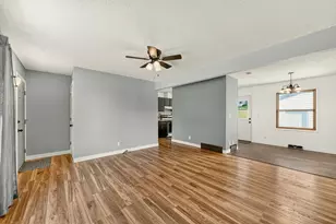 709 37th St SW, Rochester, MN 55902 - Photo 5