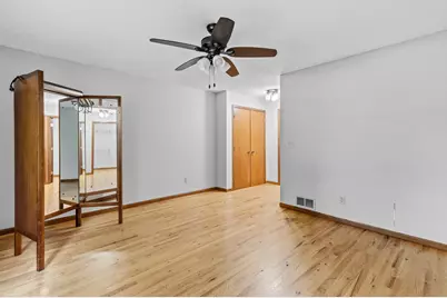 5661 Donegal Court, Shoreview, MN 55126 - Photo 13