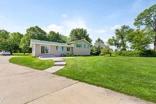 2518 14th St NE, Faribault, MN 55021 - Photo 5