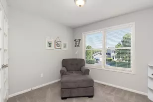 733 Ashley Dr, Chaska, MN 55318 - Photo 23