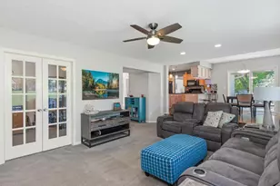 733 Ashley Dr, Chaska, MN 55318 - Photo 13