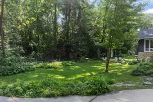 6813 Woodbine Ct SE, Rochester, MN 55904 - Photo 5