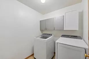 2335 Oakridge Cir, Hudson, WI 54016 - Photo 17