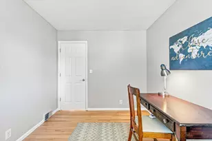 8200 Goodrich Rd, Bloomington, MN 55437 - Photo 19