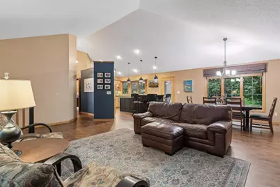 4620 Minnesota Lane N, Plymouth, MN 55446 - Photo 5