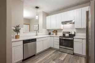 3001 Juniper Ln, Woodbury, MN 55125 - Photo 11