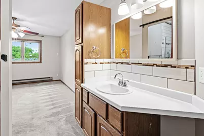3275 80th Street E #305, Inver Grove Heights, MN 55076 - Photo 11