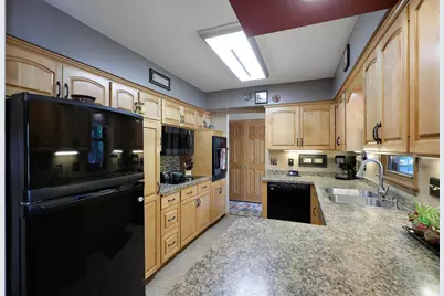 5840 Tennison Drive NE, Fridley, MN 55432 - Photo 15