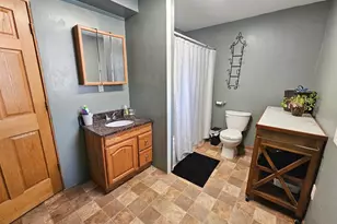 407 S 2nd St, Marshall, MN 56258 - Photo 11