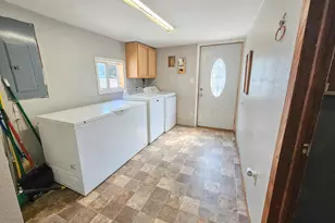 407 S 2nd St, Marshall, MN 56258 - Photo 15