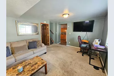 407 S 2nd Street, Marshall, MN 56258 - Photo 3
