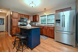 528 E 2nd St, Winona, MN 55987 - Photo 5