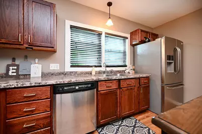 528 E 2nd Street, Winona, MN 55987 - Photo 7