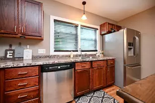 528 E 2nd St, Winona, MN 55987 - Photo 7