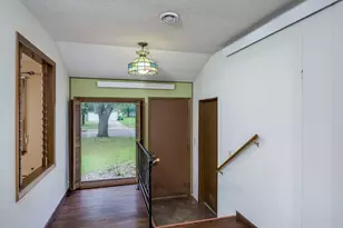 128 N Park Ln, Le Sueur, MN 56058 - Photo 13