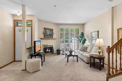 17904 Cobblestone Way #37, Eden Prairie, MN 55347 - Photo 3