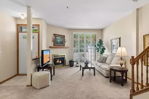 17904 Cobblestone Way, Eden Prairie, MN 55347 - Photo 3