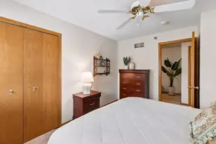 17904 Cobblestone Way, Eden Prairie, MN 55347 - Photo 21