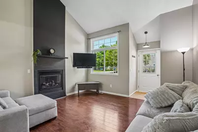 9945 Russell Avenue N #6, Brooklyn Park, MN 55444 - Photo 3