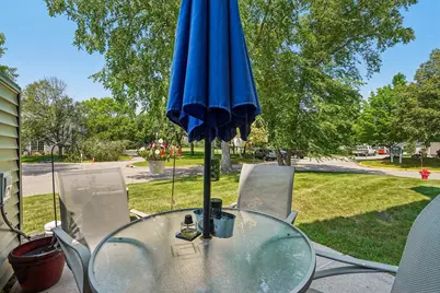 9945 Russell Avenue N #6, Brooklyn Park, MN 55444 - Photo 13