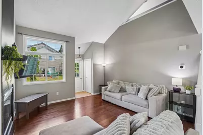 9945 Russell Avenue N #6, Brooklyn Park, MN 55444 - Photo 5