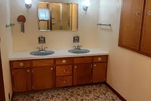1303 11th Ave, International Falls, MN 56649 - Photo 33