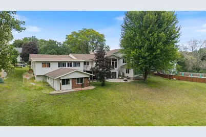 2305 S Skyline Drive S, Burnsville, MN 55337 - Photo 5