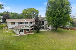 2305 S Skyline Dr S, Burnsville, MN 55337 - Photo 5