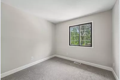 2301 Mailand Road E, Maplewood, MN 55119 - Photo 23
