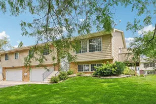 2301 Mailand Rd E, Maplewood, MN 55119 - Photo 29