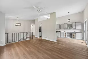 2301 Mailand Rd E, Maplewood, MN 55119 - Photo 9