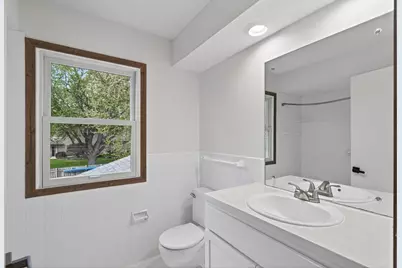9225 Northwood Parkway, New Hope, MN 55427 - Photo 21