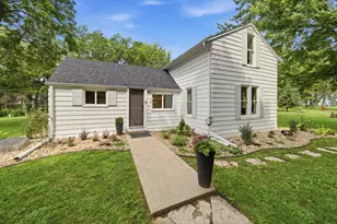 10337 30 Hwy SW, Hayfield, MN 55940 - Photo 1