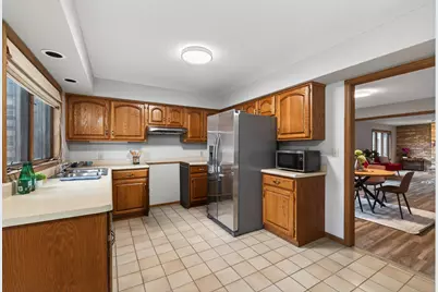 11245 57th Avenue N, Plymouth, MN 55442 - Photo 7