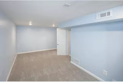 2737 Hampshire Avenue S, Saint Louis Park, MN 55426 - Photo 27